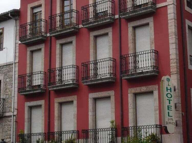 هتل Los Robles