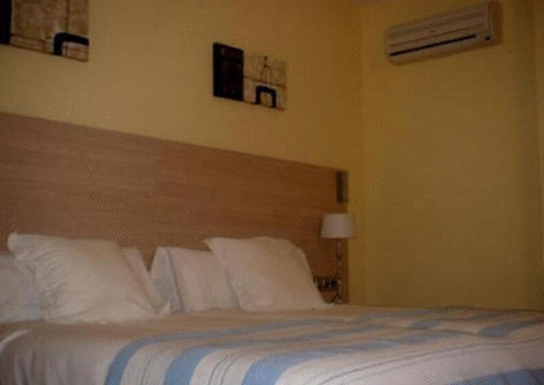 Hotel Oasis Familiar