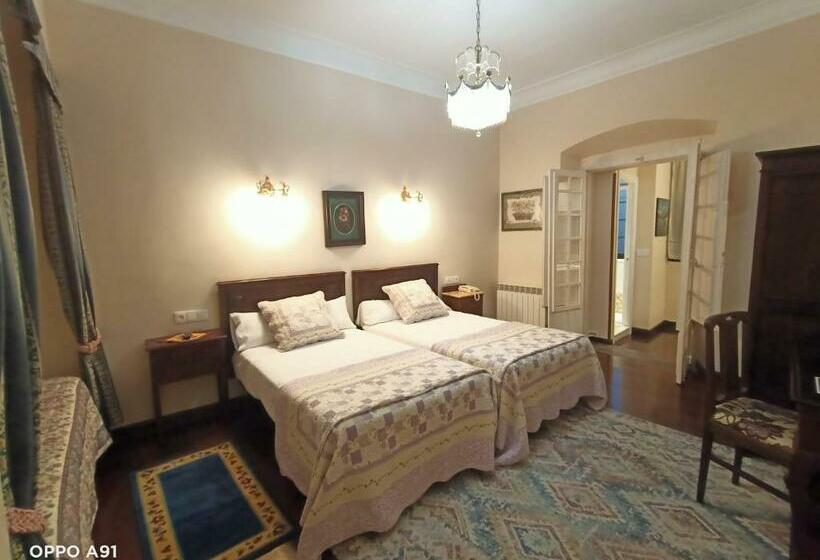 هتل Palacio Carlos I