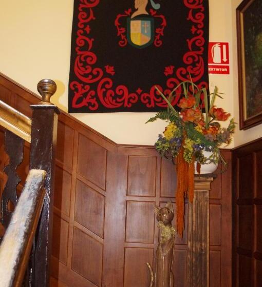 هتل Palacio Carlos I