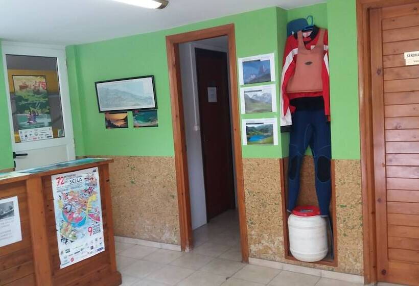 هتل Pension Monteverde