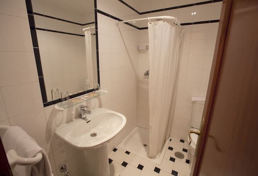هتل Pension Monteverde