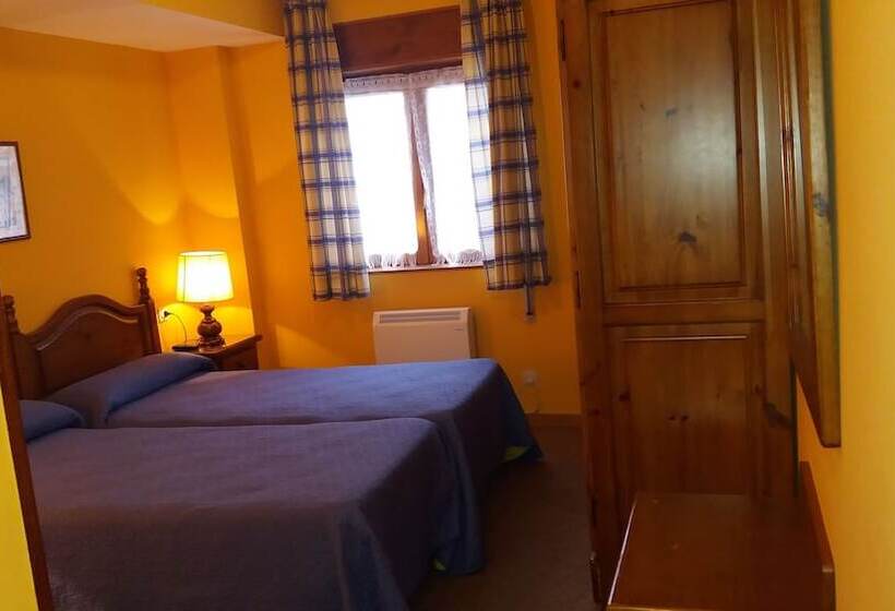 هتل Pension Monteverde