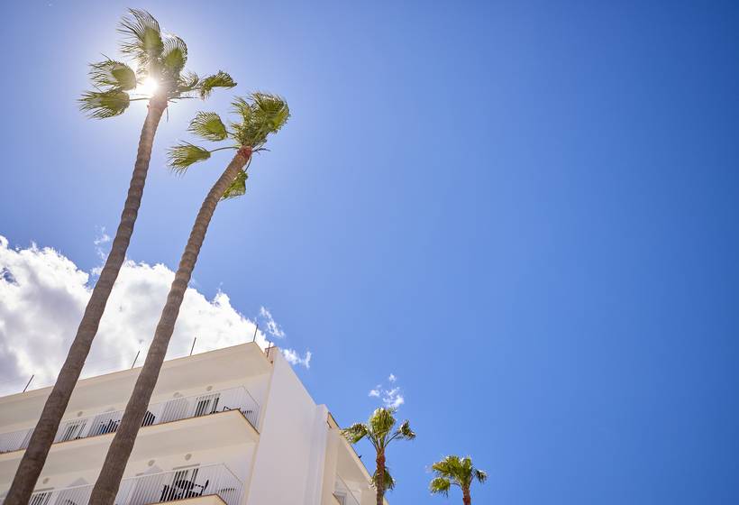 Universal Hotel Bikini