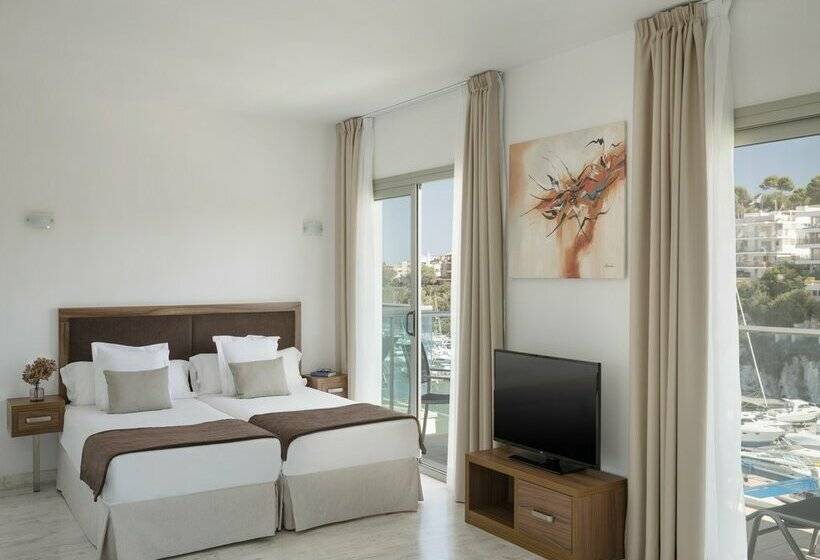 Portodrach Aparthotel & Suites