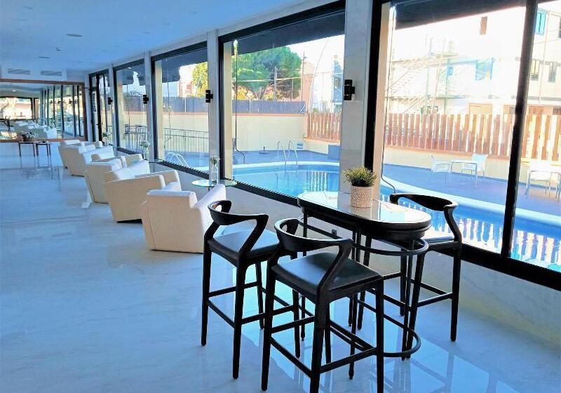 Fotos del hotel 153:  6