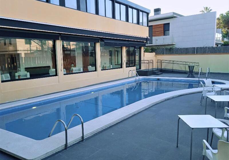 Fotos del hotel 153:  10