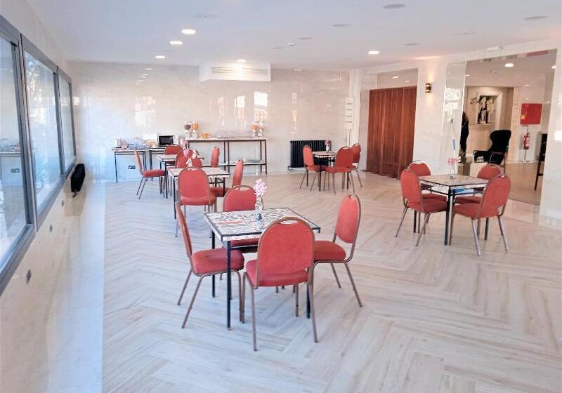 Fotos del hotel 153:  15