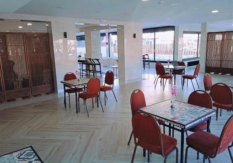 Fotos del hotel 153:  16
