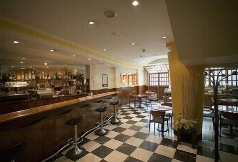 Fotos del hotel Cordón:  11