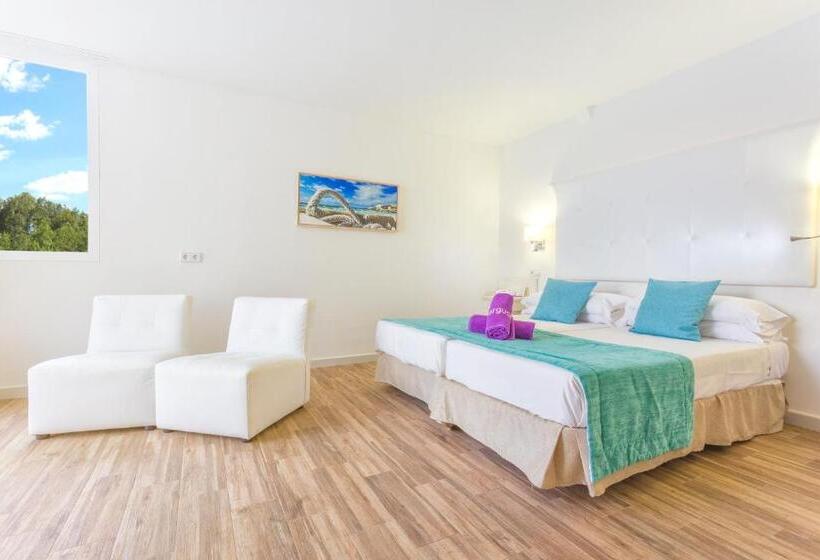 هتل Fergus Style Cala Blanca Suites
