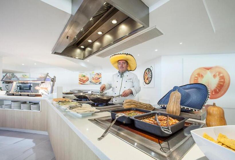 هتل Fergus Style Cala Blanca Suites