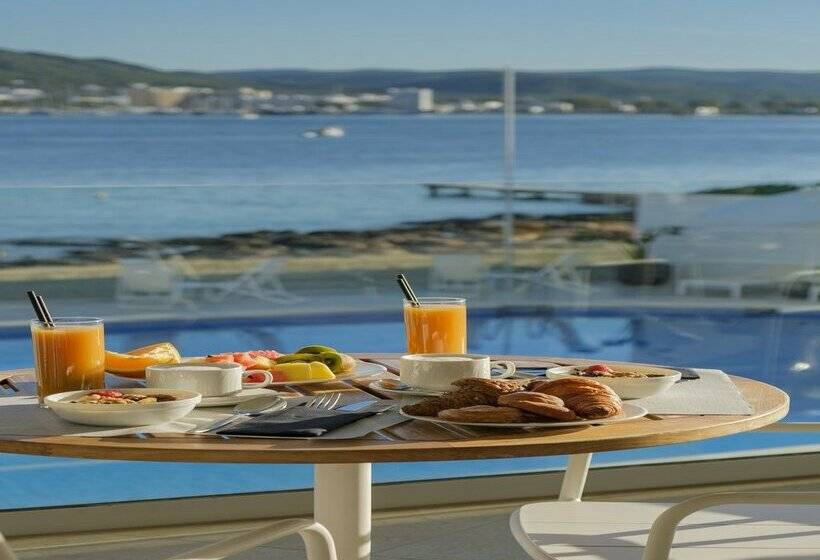 Отель Innside Ibiza Beach