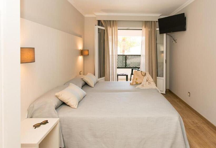 Fotos del hotel Cala Galdana &amp; Apartamentos D Aljandar:  3