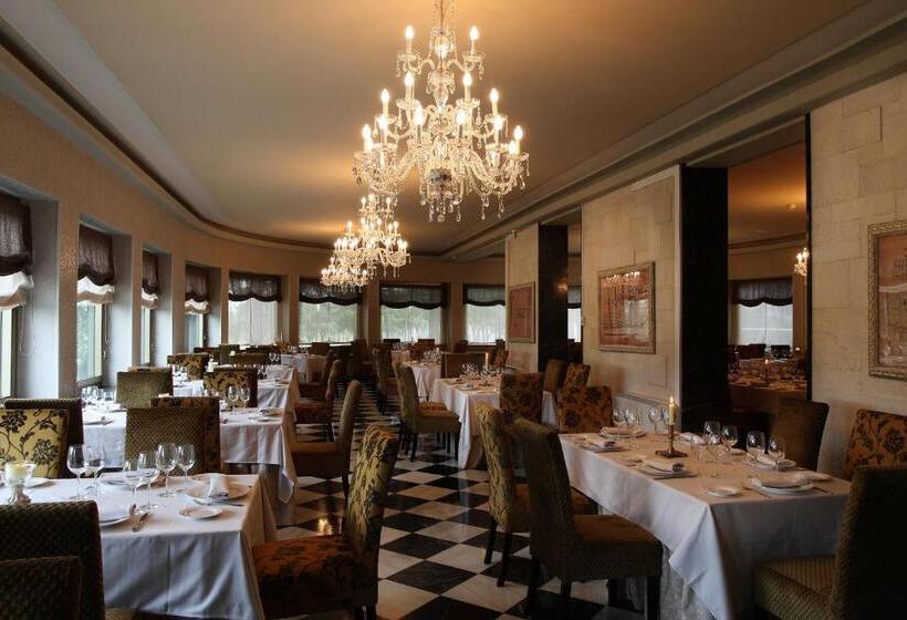 هتل Restaurante El Valles 4 Estrellas