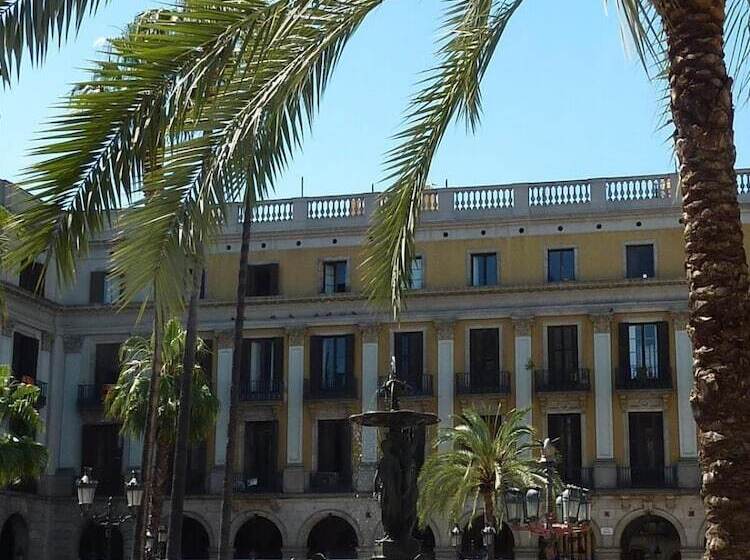 Hotel Roma Reial