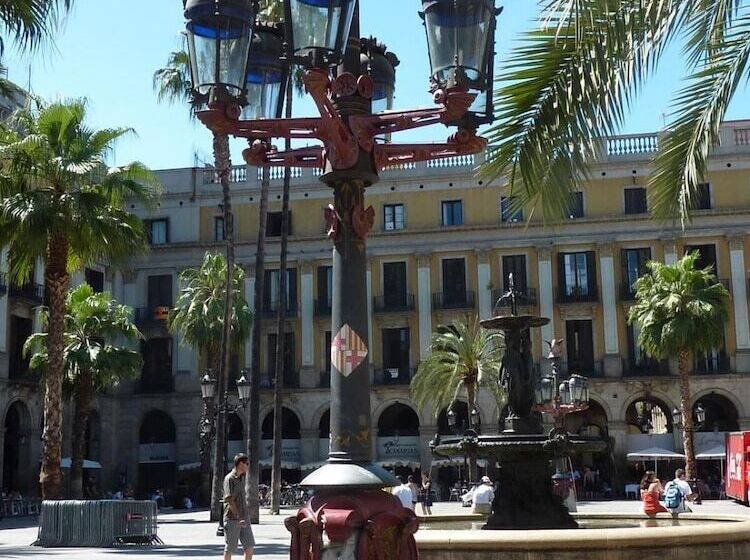 Hotel Roma Reial