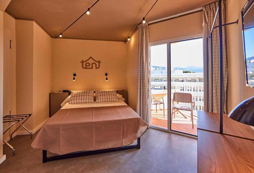 هتل tent Palmanova