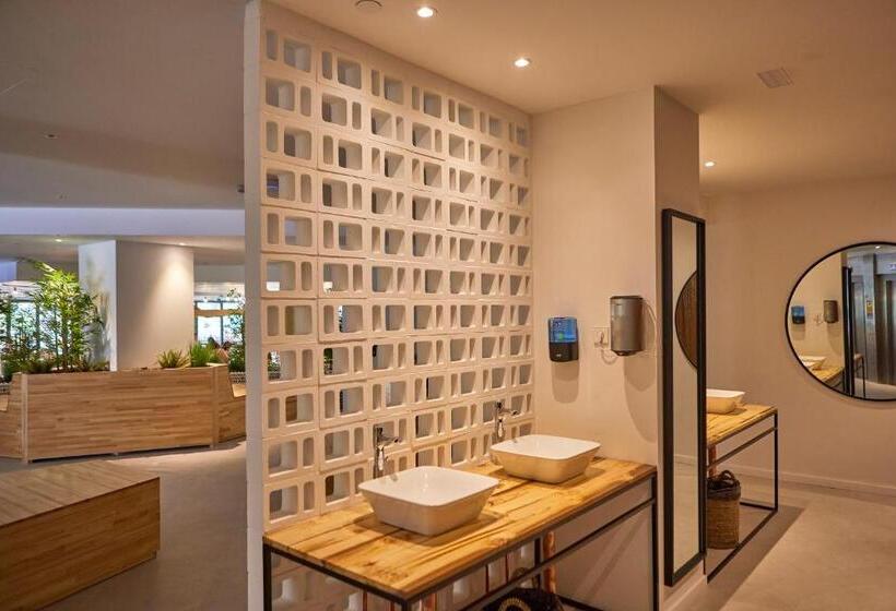 هتل tent Palmanova