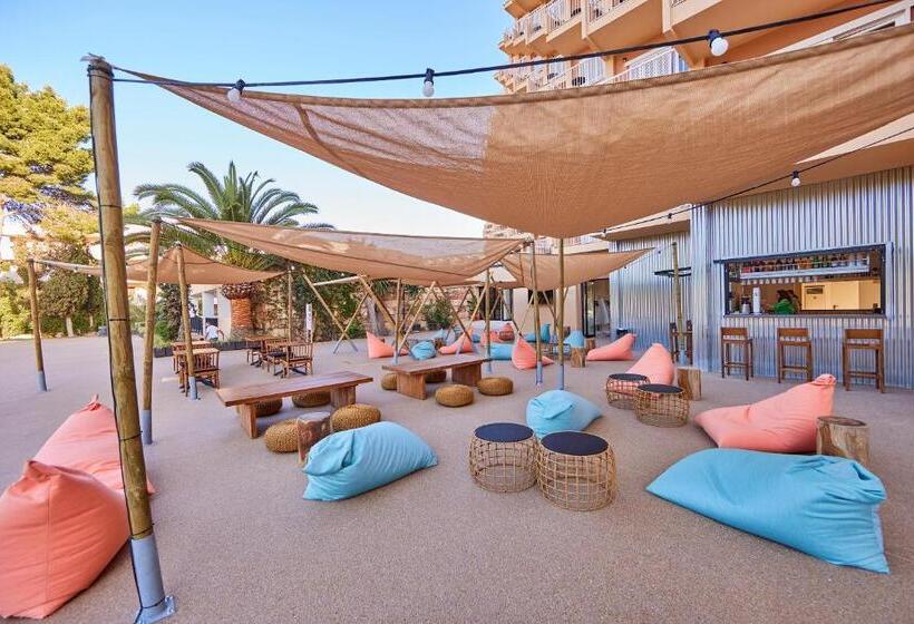 هتل tent Palmanova
