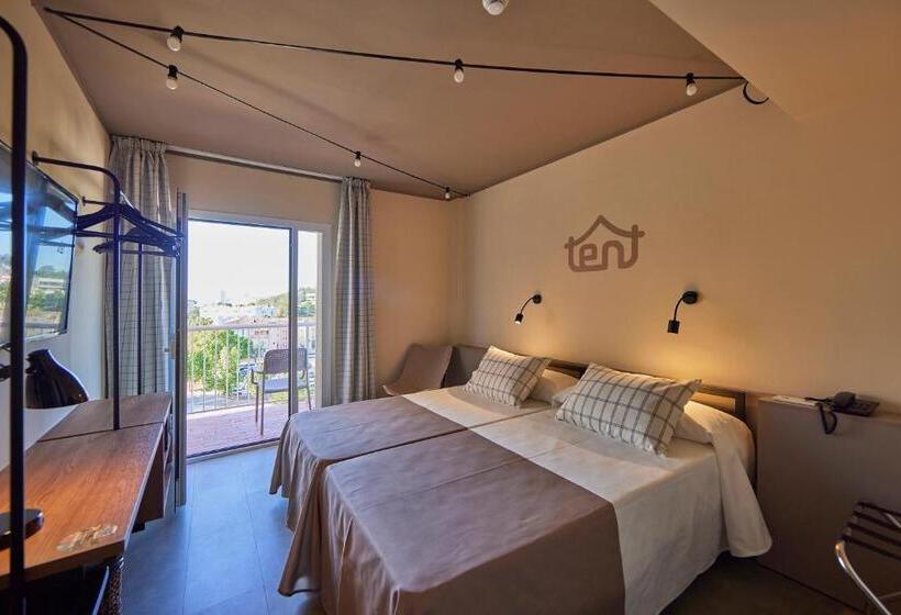 هتل tent Palmanova