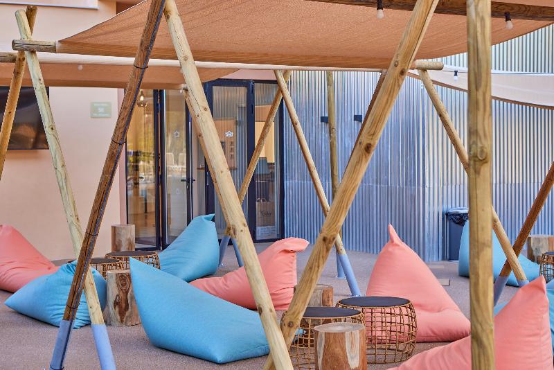 هتل tent Palmanova