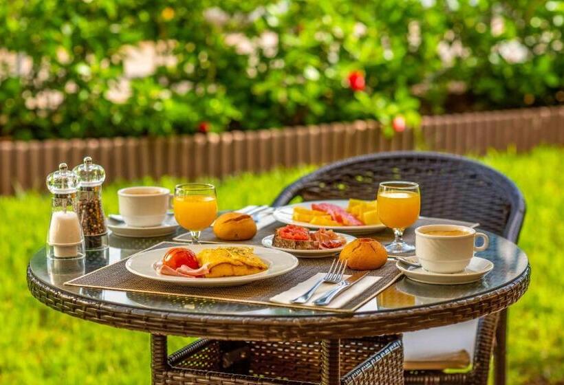 هتل Valentin Star Menorca - Adults Only