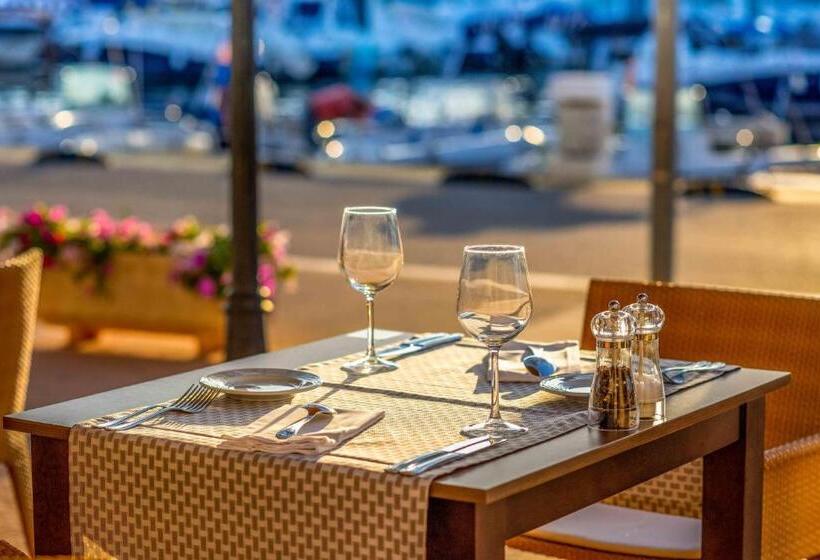 هتل Valentin Star Menorca - Adults Only