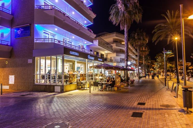 هتل Voramar