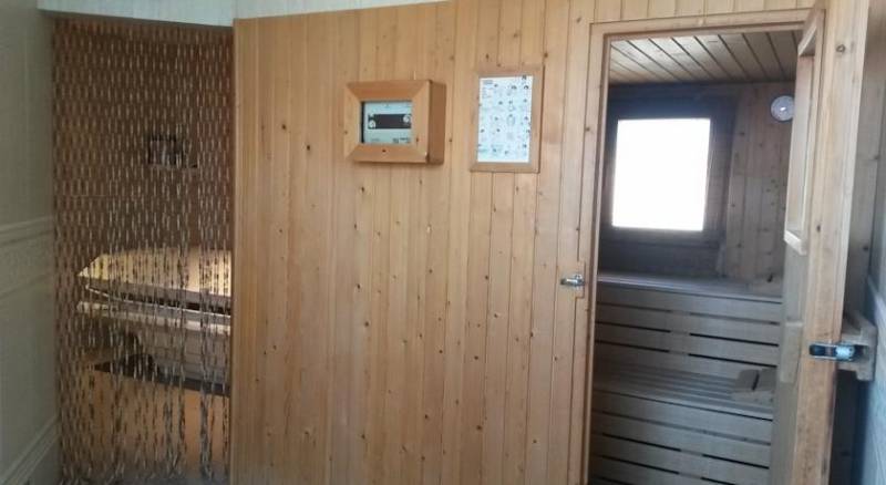 هتل Voramar