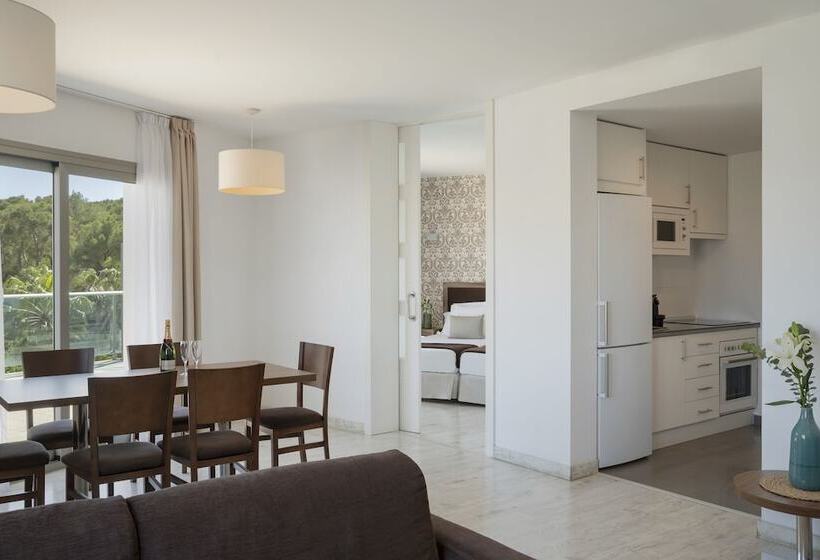 Portodrach Aparthotel & Suites