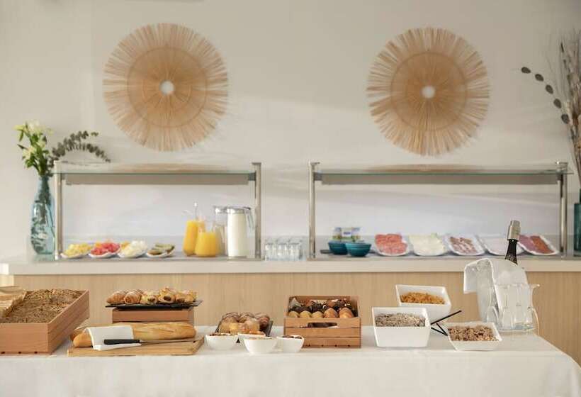 Portodrach Aparthotel & Suites
