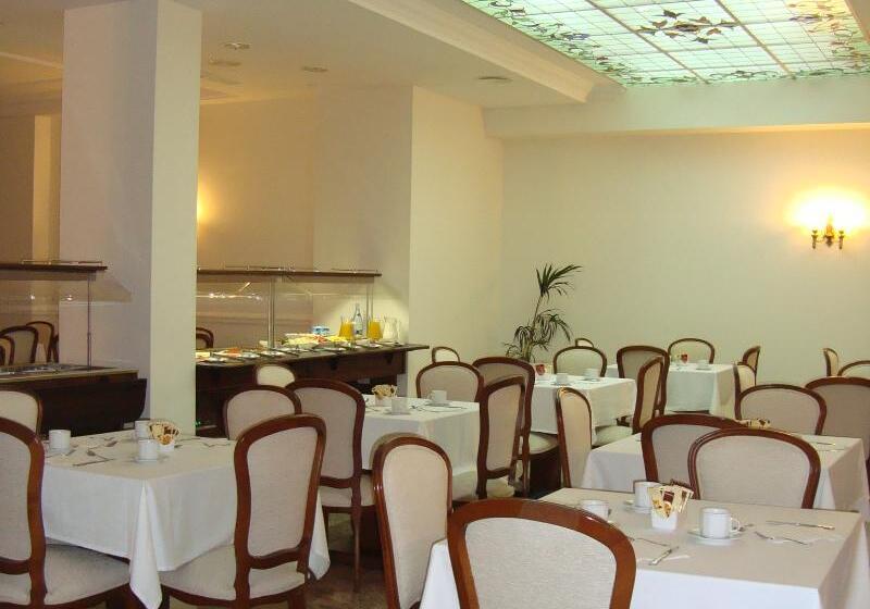 Hotel Checkin Valencia Ciscar