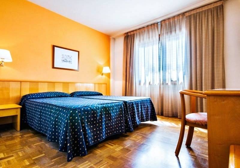 Fotos del hotel Hotel Alcarria:  2