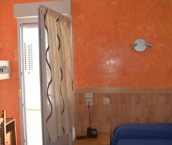 בית מלון כפרי Hostal Manolete