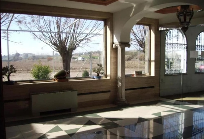 هتل La Lancha