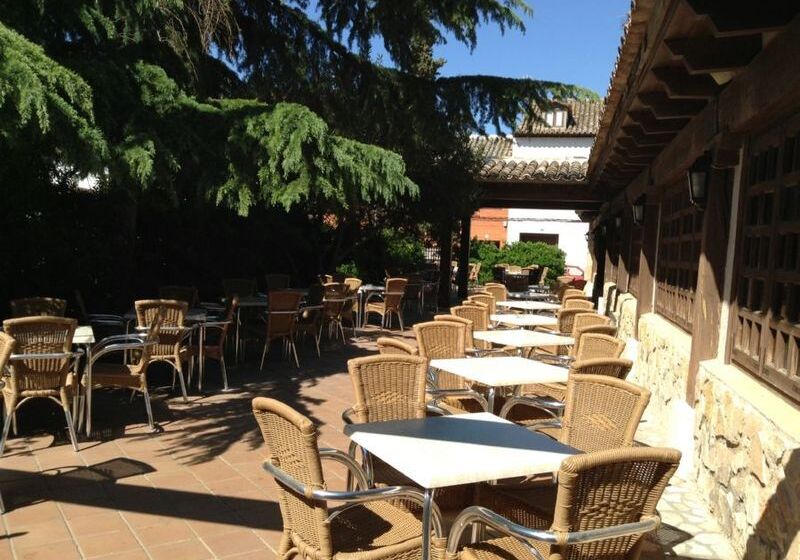 Hotel Meson De Don Quijote