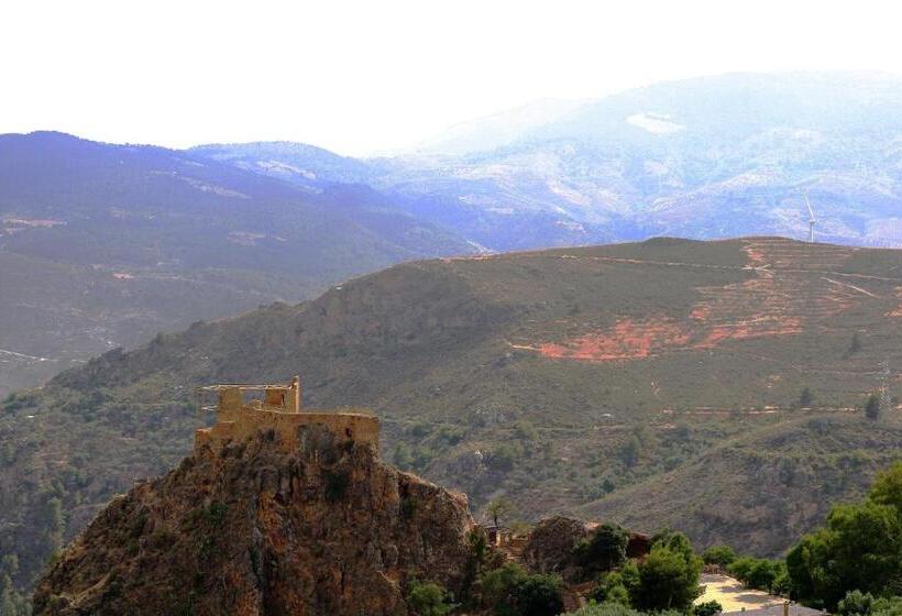 هتل روستایی Lanjaron