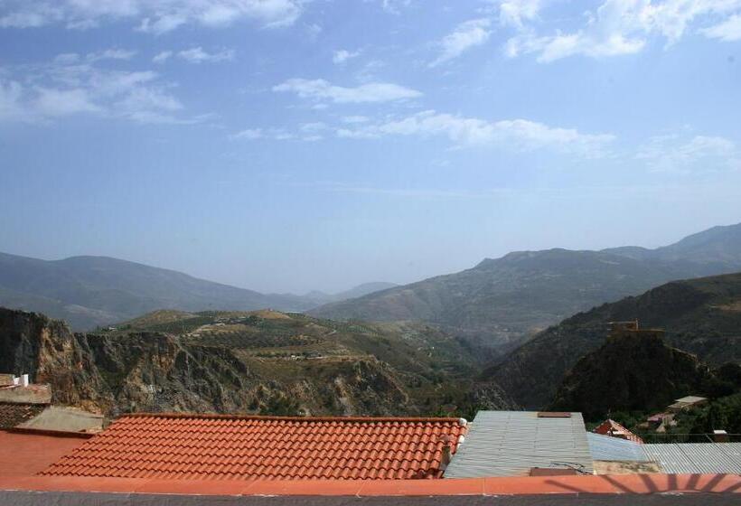 هتل روستایی Lanjaron