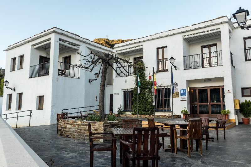 هتل روستایی Villa Turistica De Bubion