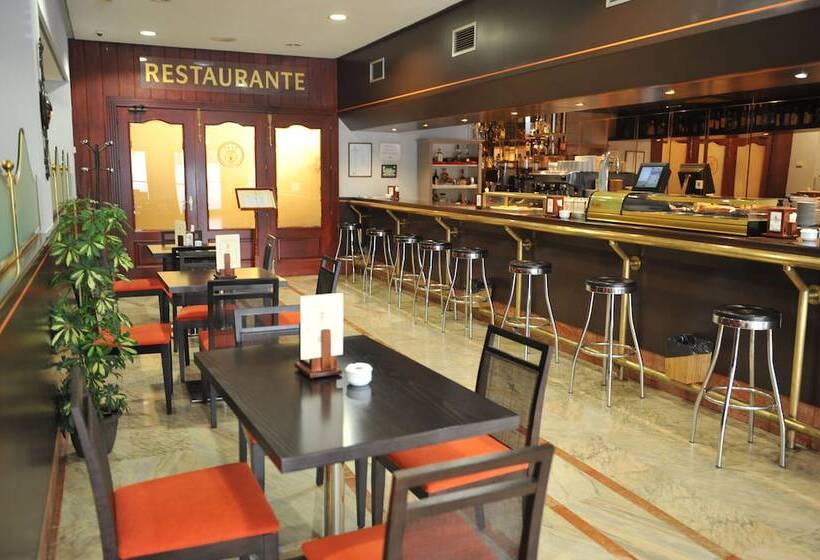 فندق Santa Cecilia