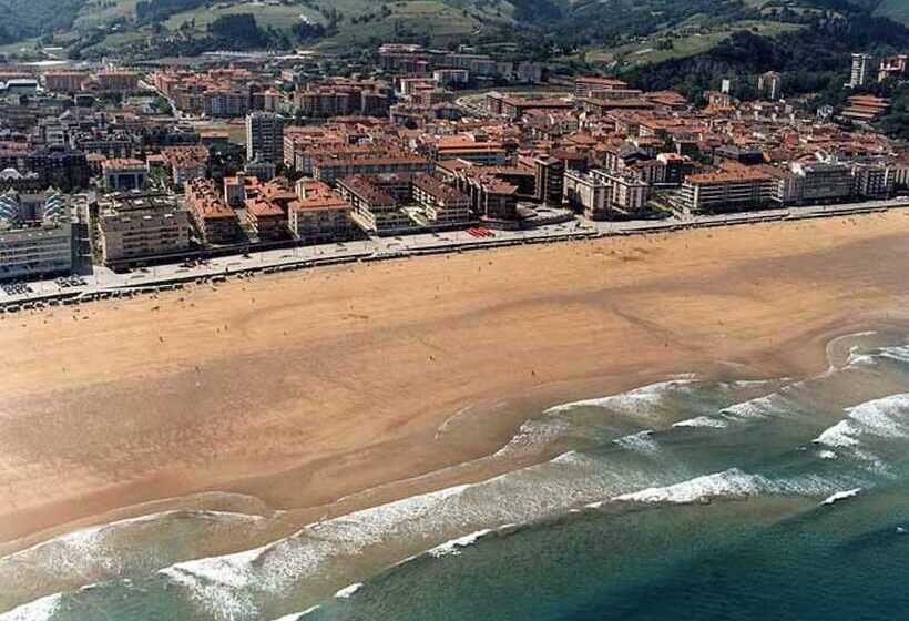 هتل Zarauz