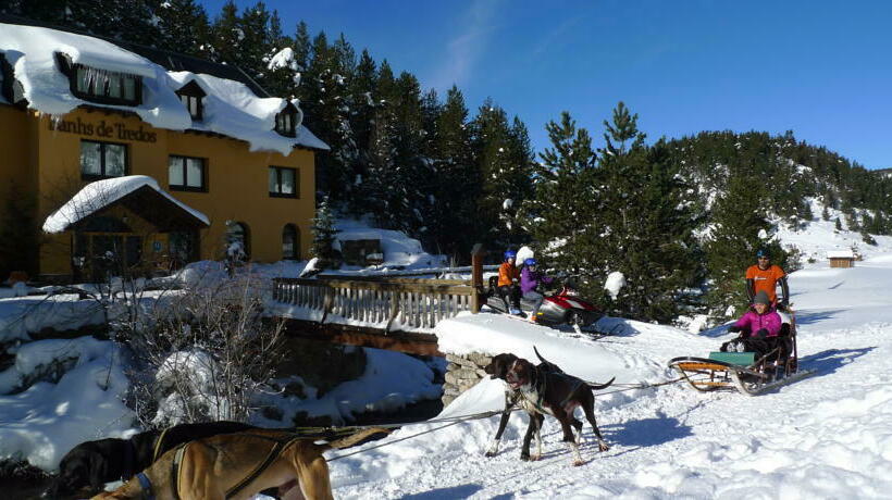 Hotel Banhs De Tredos