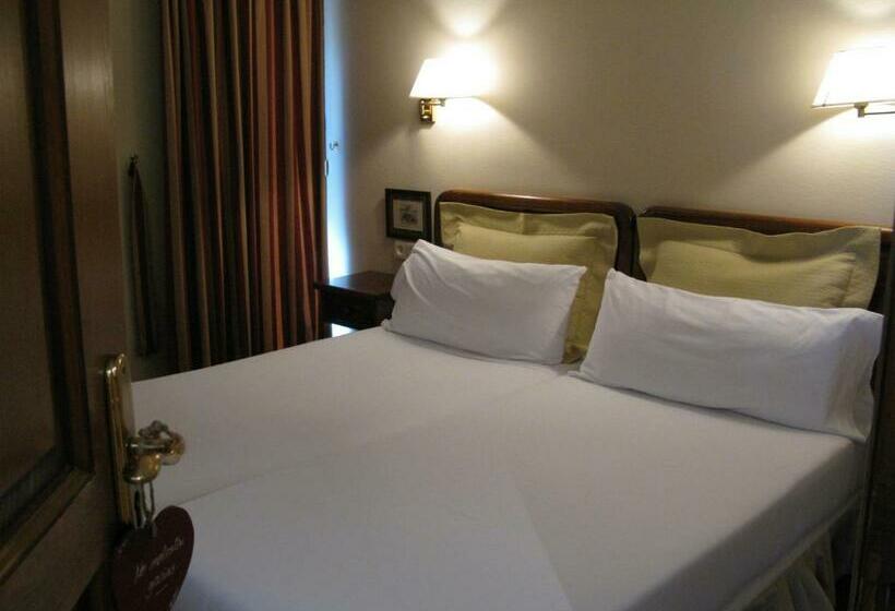 בית מלון כפרי Besiberri