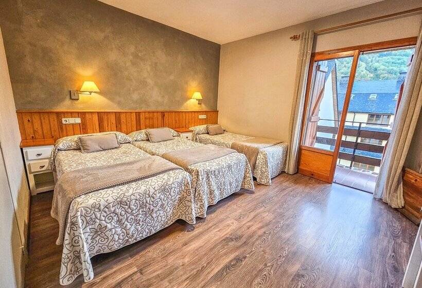 هتل Casa Morlans 3000