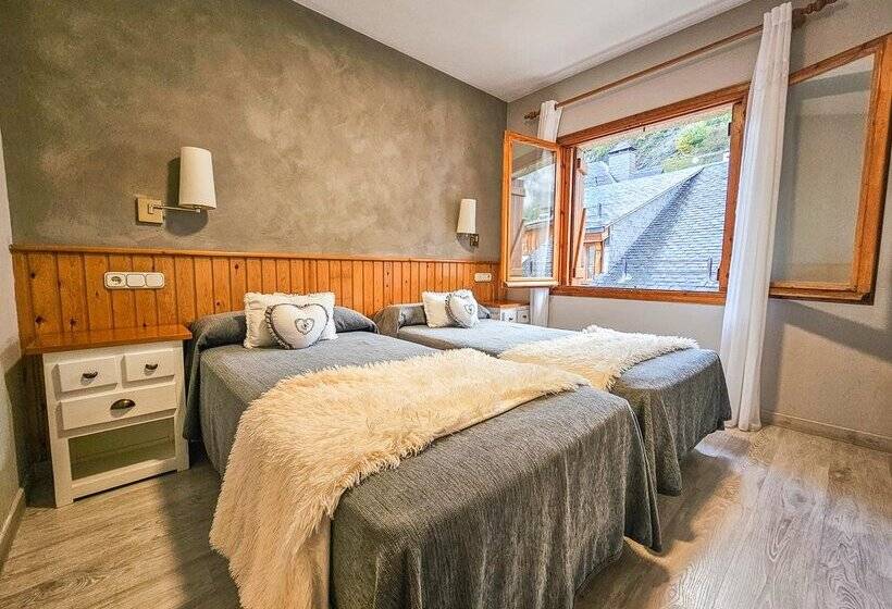 هتل Casa Morlans 3000