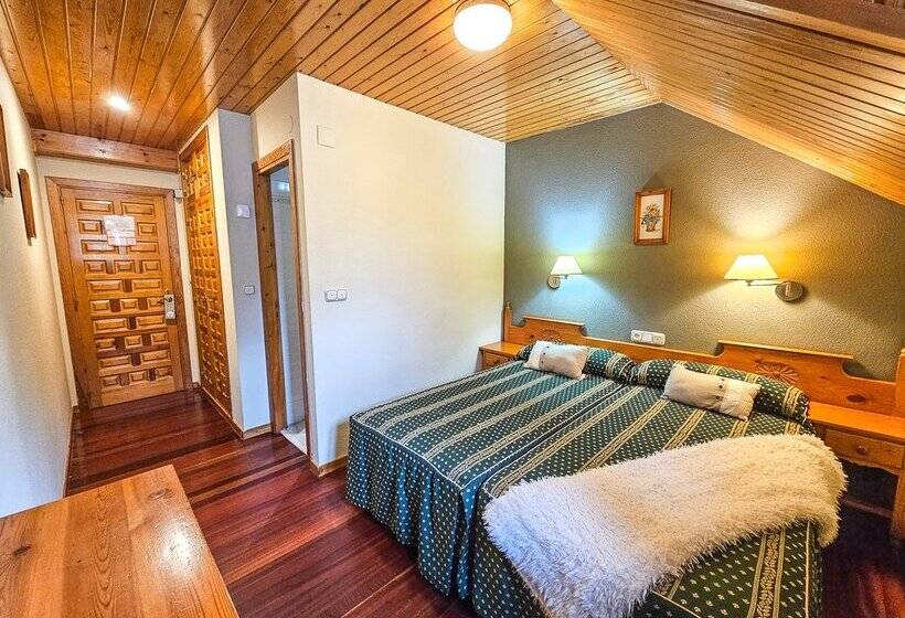 هتل Casa Morlans 3000