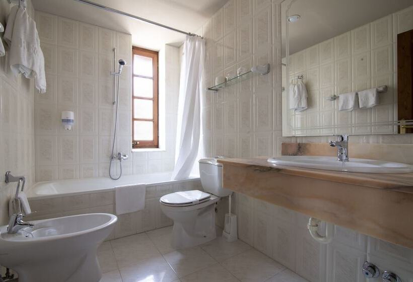 Fotos del hotel Fonfreda:  9