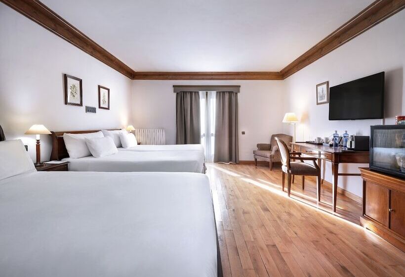 هتل Meliá de Tredós