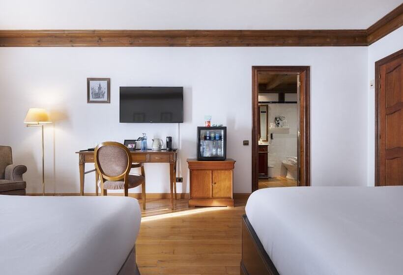 هتل Meliá de Tredós